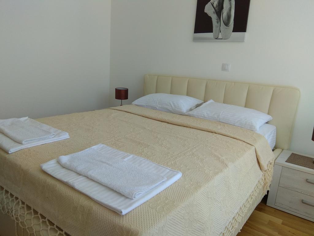 Apartments LORA Bokeljske brigade Budva Eksteriør billede